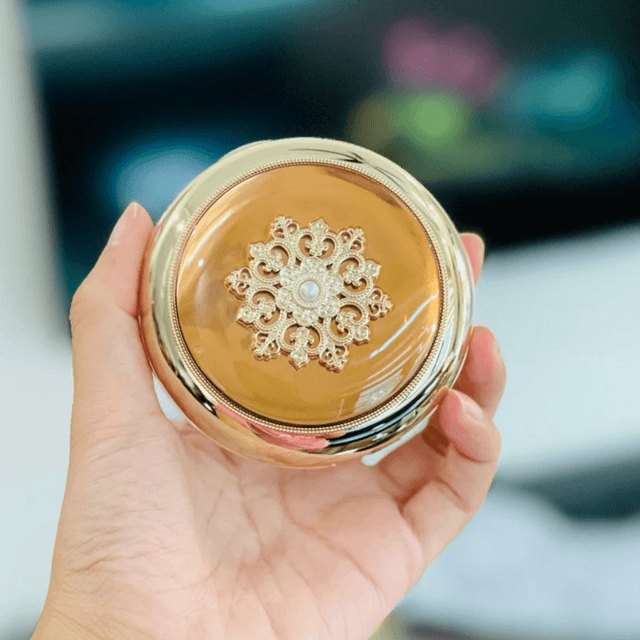 HỘP PHẤN NƯỚC TÁI SINH WHOO CHEONGIDAN RADIANT ESSENCE