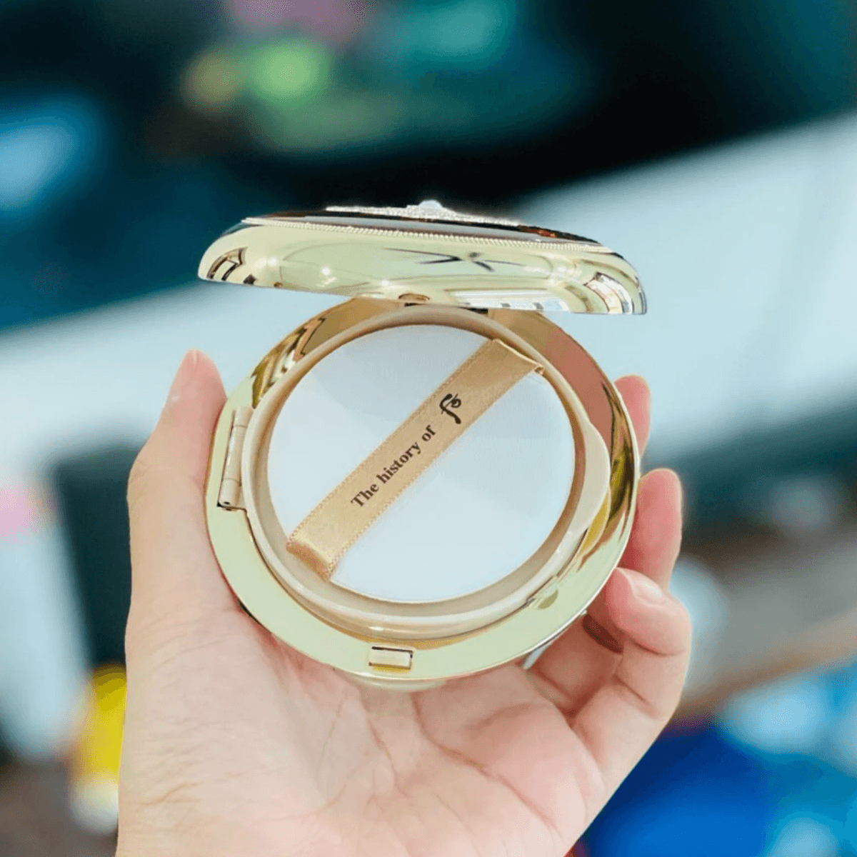 HỘP PHẤN NƯỚC TÁI SINH WHOO CHEONGIDAN RADIANT ESSENCE